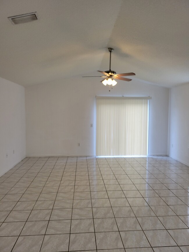 Building Photo - 1230 4 Mile Rd