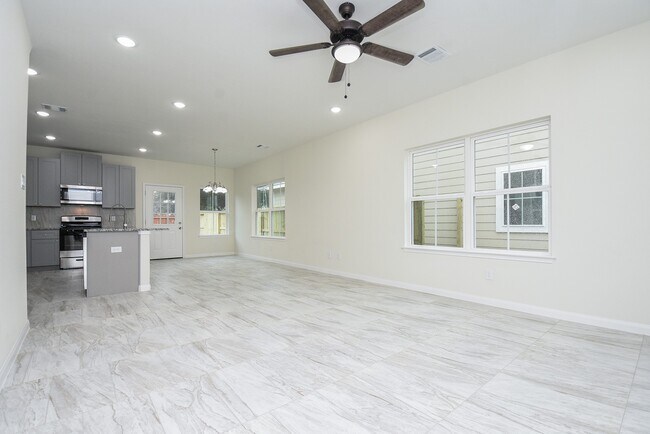 Foto del edificio - 2807 Topiary Ln