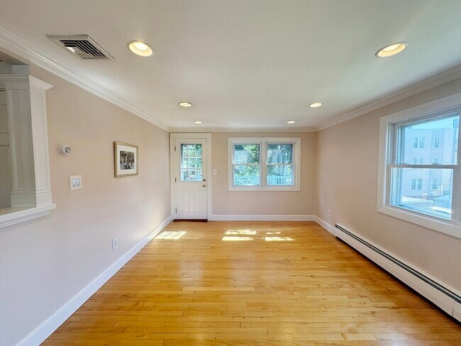Building Photo - 15 Blackinton St