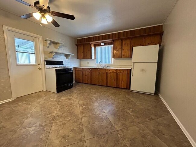 Foto del edificio - 920 S Wilson St