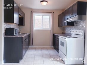 Building Photo - 9340 Aire Ct