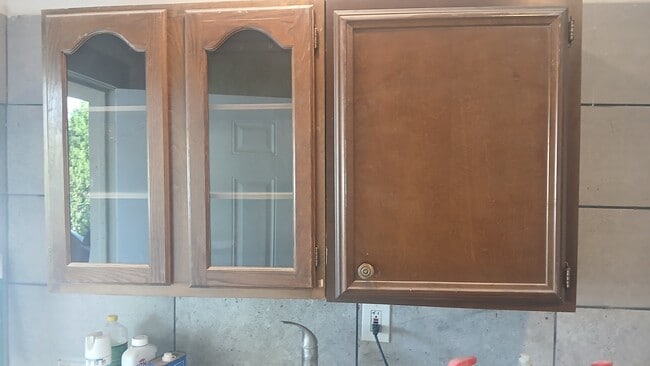 Building Photo - 8205 Glen Shadow Dr