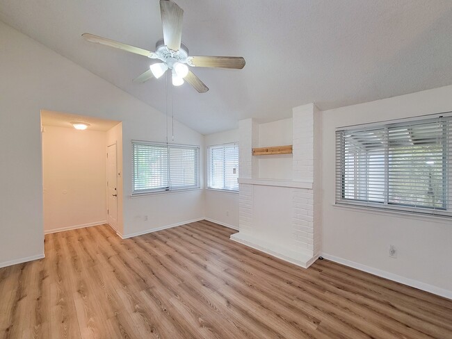 Building Photo - 17808 Northway Ct