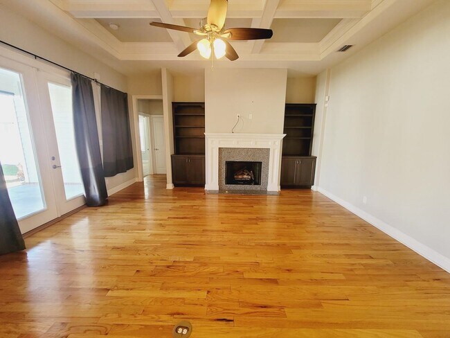 Foto del edificio - 2508 Goldenrod Wy