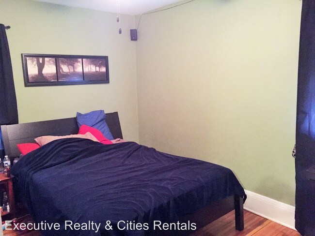 Foto del edificio - 702 Fuller Ave