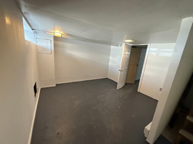 Foto del edificio - 3900 L St