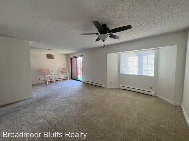 Building Photo - 2 br, 2 bath House - 2450 Palmer Park Blvd...