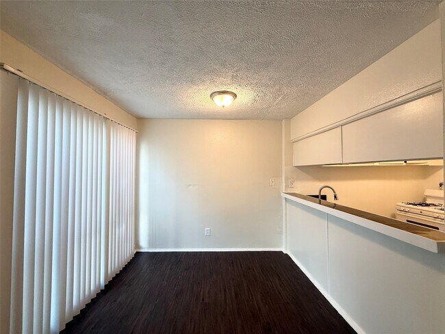 Foto del edificio - 3629 N MacGregor Way