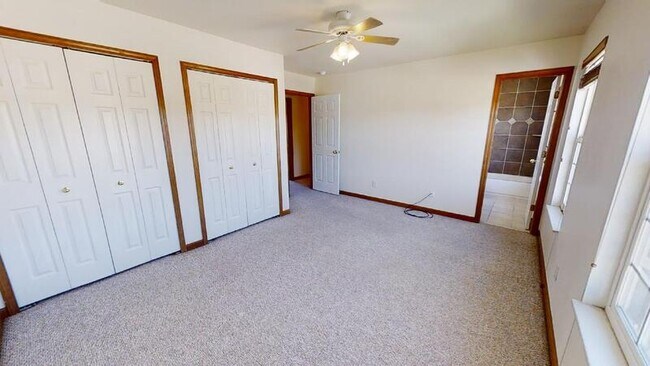 Foto del edificio - 836 Foxwood Dr