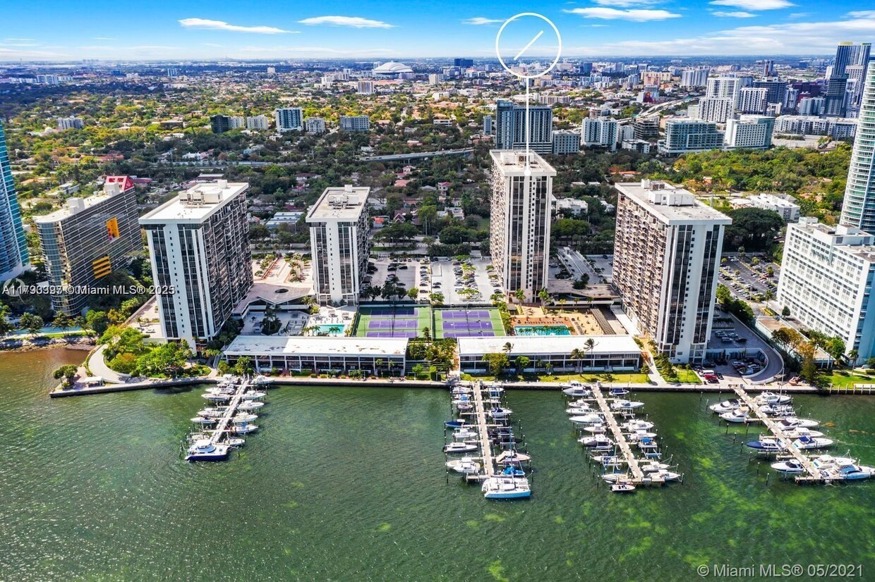 Foto principal - 1901 Brickell Ave