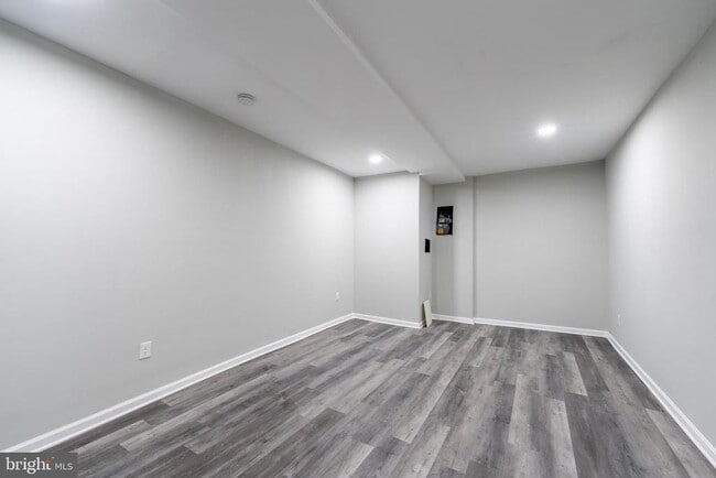 Foto del edificio - 1733 E Lafayette Ave