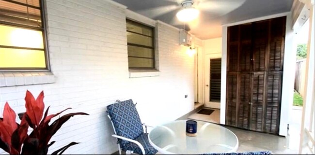 Building Photo - 4525 Ligustrum St