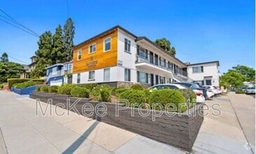 Building Photo - 214 Fir St