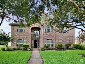 Building Photo - 501 Falcon Lake Dr