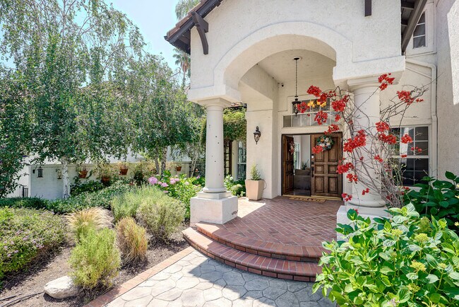 Building Photo - 2554 Kirsten Lee Dr