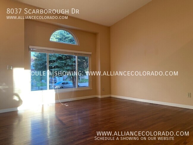 Foto del edificio - 8037 Scarborough Dr