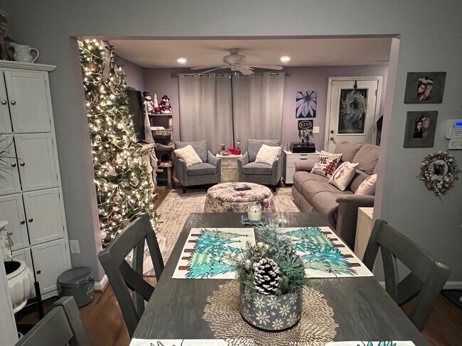 Foto del edificio - 37B Timrod Dr