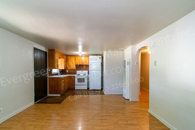 Foto del edificio - J-18