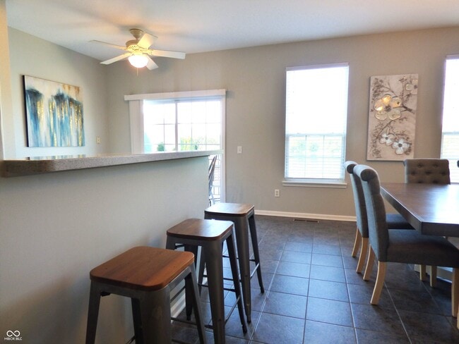 Building Photo - 5677 Trammel Ct