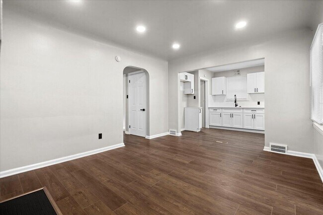 Foto del edificio - 10042 Grayton St