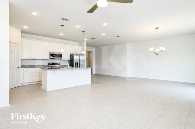 Building Photo - 1622 Isleta Lp