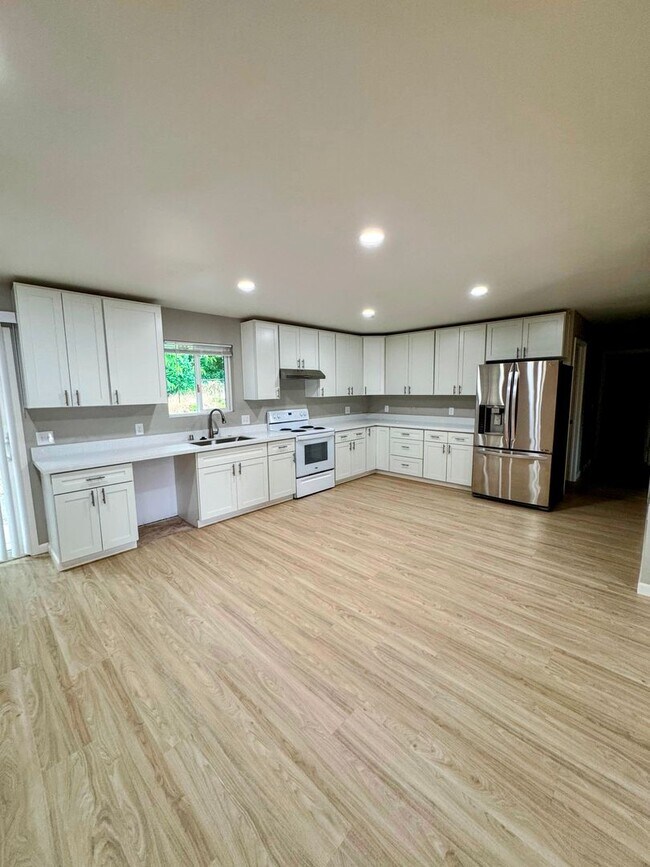 Foto del edificio - 16116 Mistletoe Ln