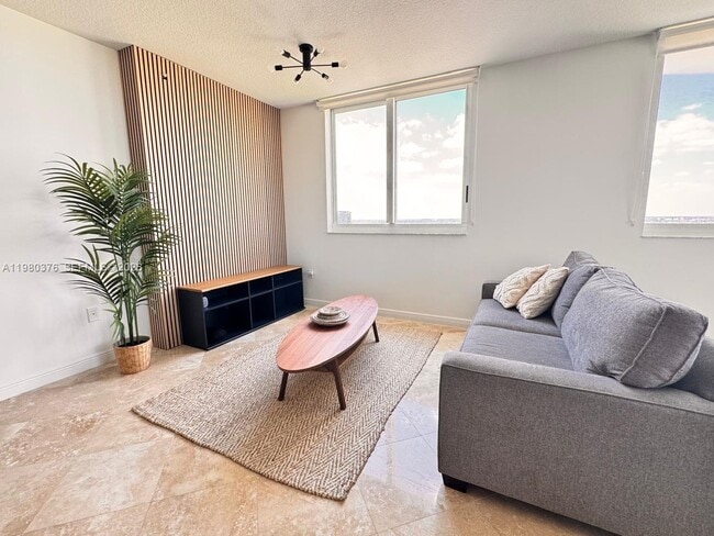 Building Photo - 1745 E Hallandale Beach Blvd