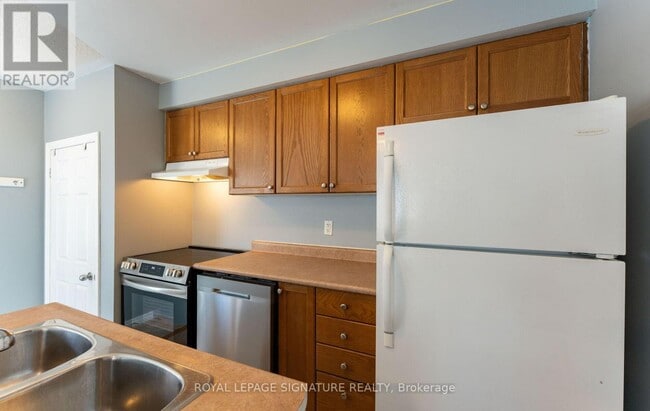 Building Photo - 6 Innisvale Dr
