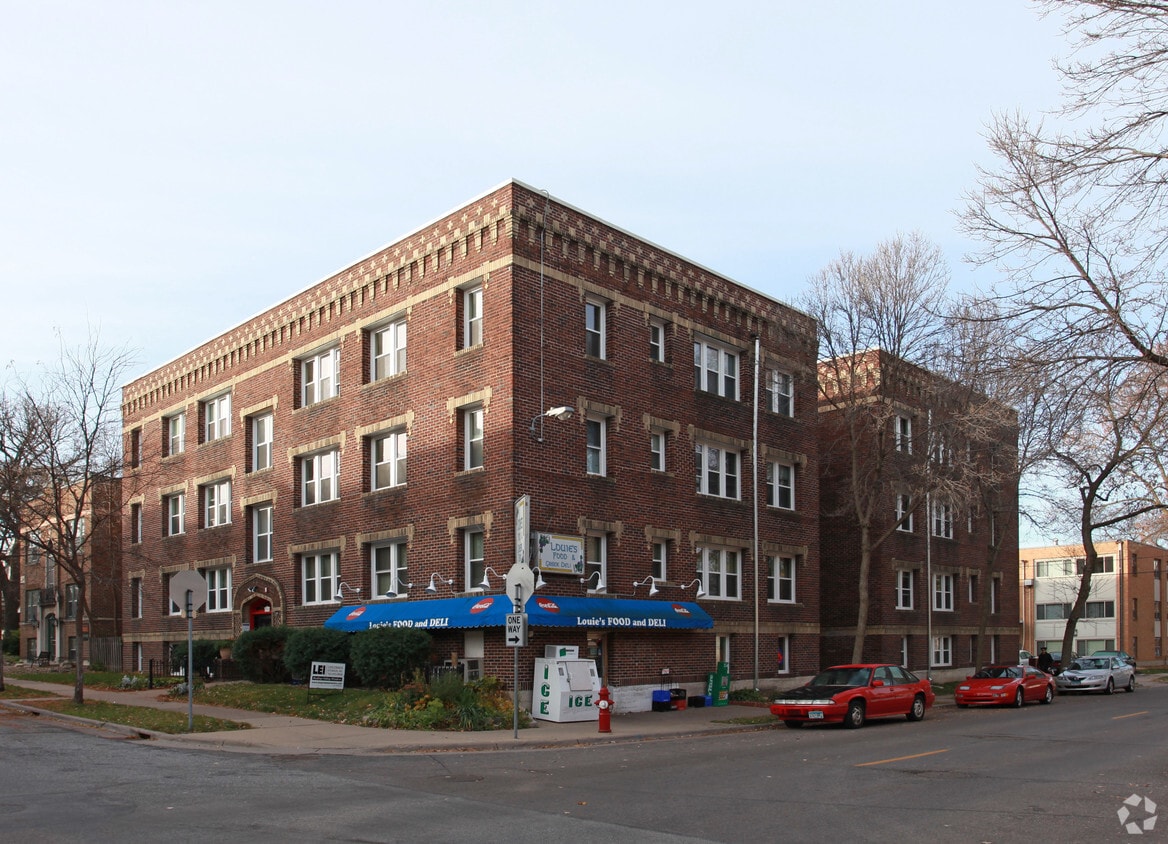 Primary Photo - 3500 Dupont Apartments