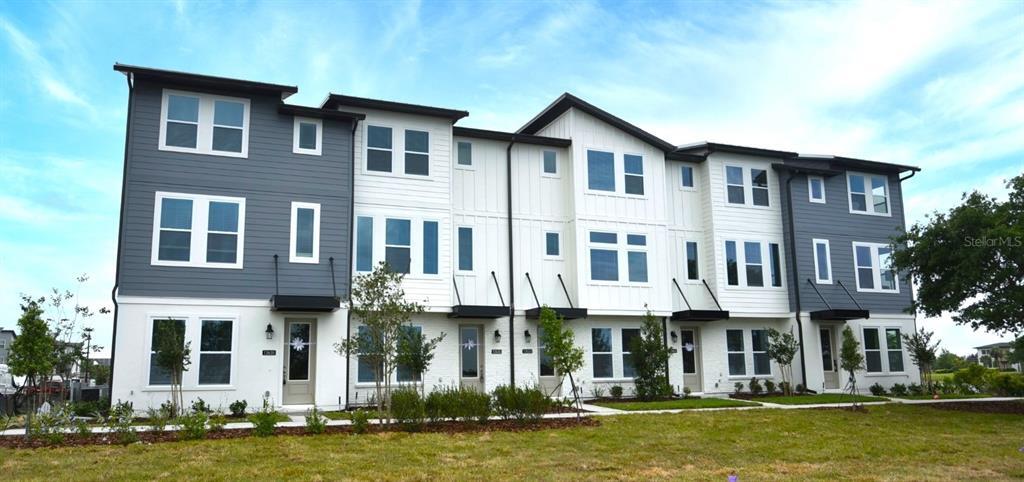 Primary Photo - 12620 Willstatter Ave