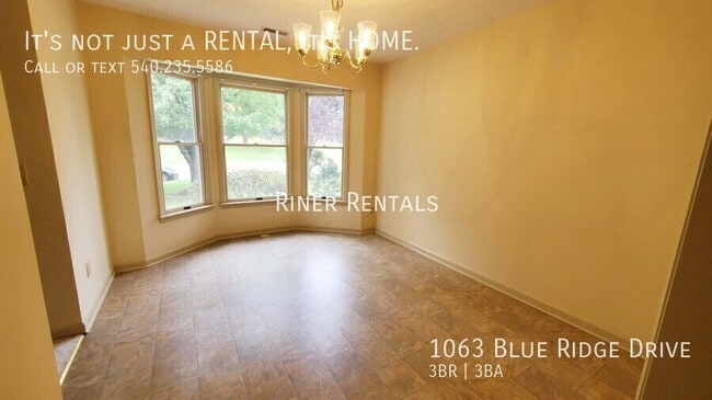 Photo - 1063 Blue Ridge Dr House