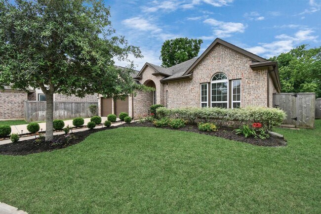 Building Photo - 9710 Iberia Way