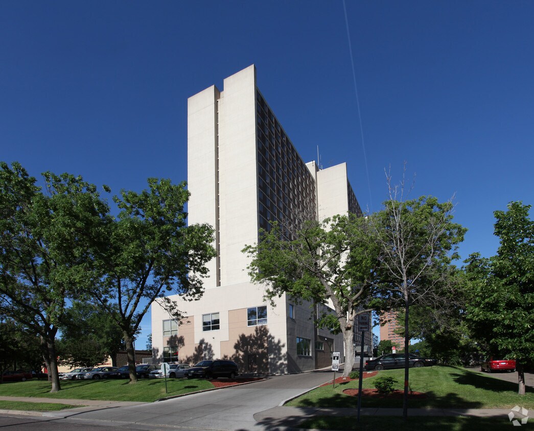 Foto del edificio - Seward Tower East