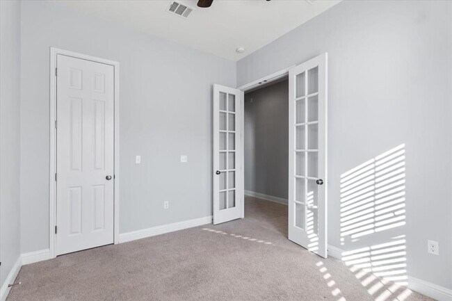 Foto del edificio - 5112 Globe Mallow Dr