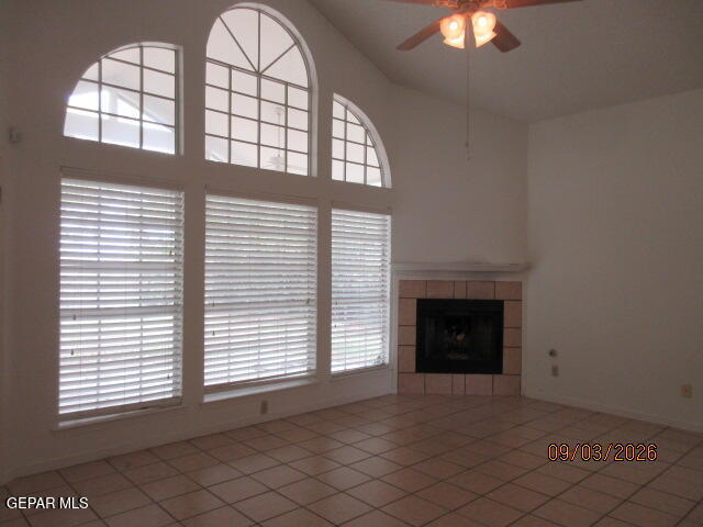 Building Photo - 1233 Desierto Seco Dr