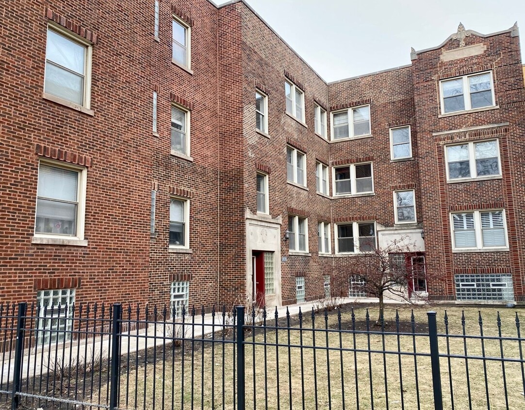 2017 N Leavitt St, Chicago, IL 60647 House Rental in Chicago, IL