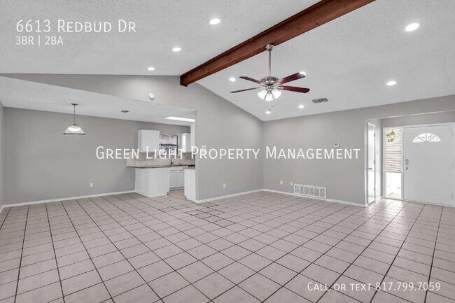 Foto del edificio - 6613 Redbud Dr