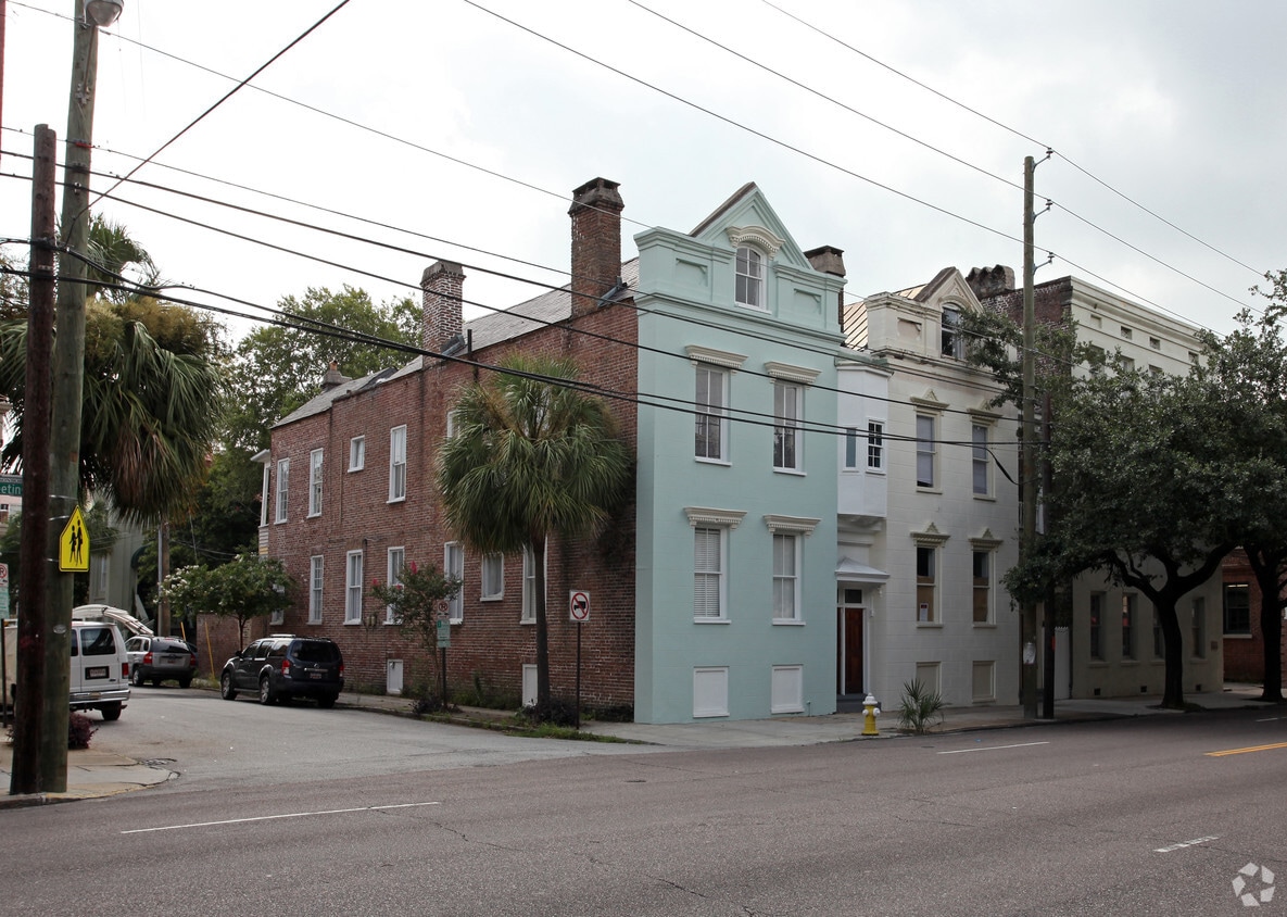 Primary Photo - 67 Society St