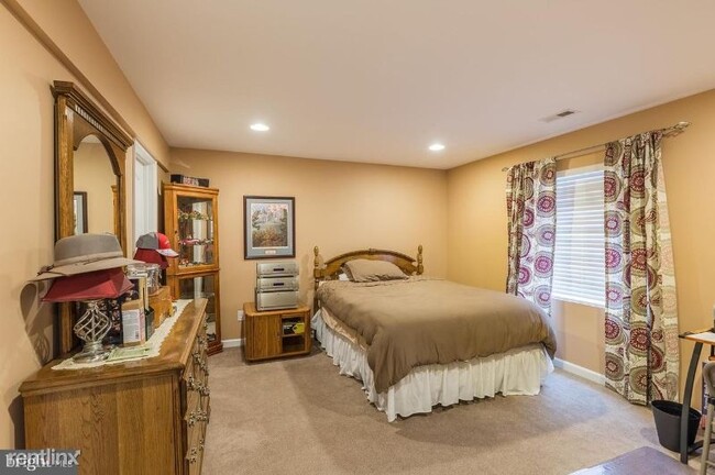 Building Photo - 1 br, 1 bath House - 5252 Aetna Springs Rd
