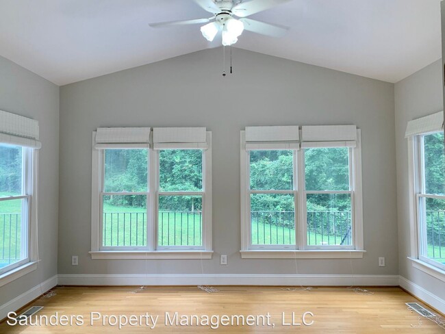 Building Photo - 4 br, 3.5 bath House - 104 Brampton Court