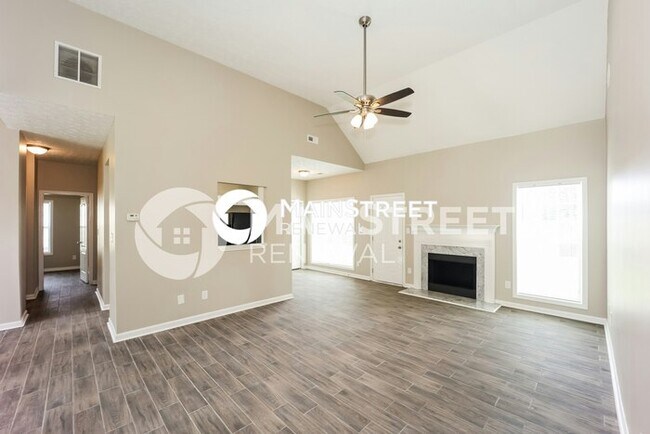 Foto del edificio - 3 Bedroom Pet-Friendly Home in Rex, GA wit...