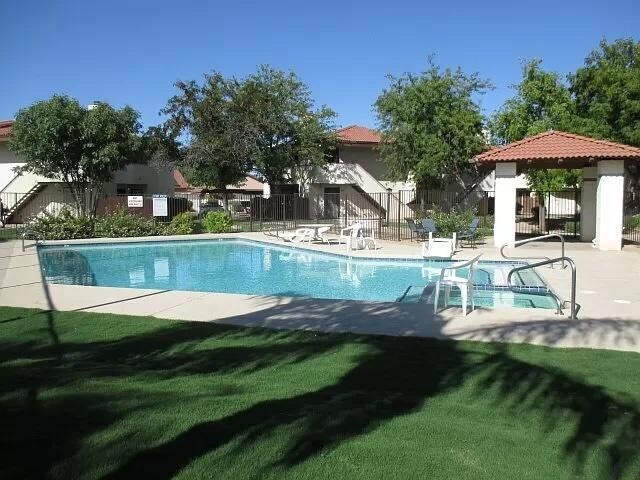 Foto del edificio - 16402 N 31st St