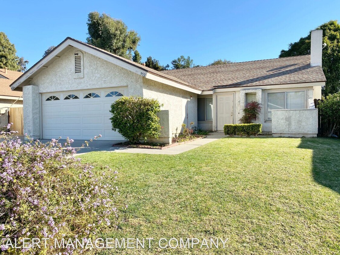 Foto principal - 3 br, 2 bath House - 952 Carissa Court