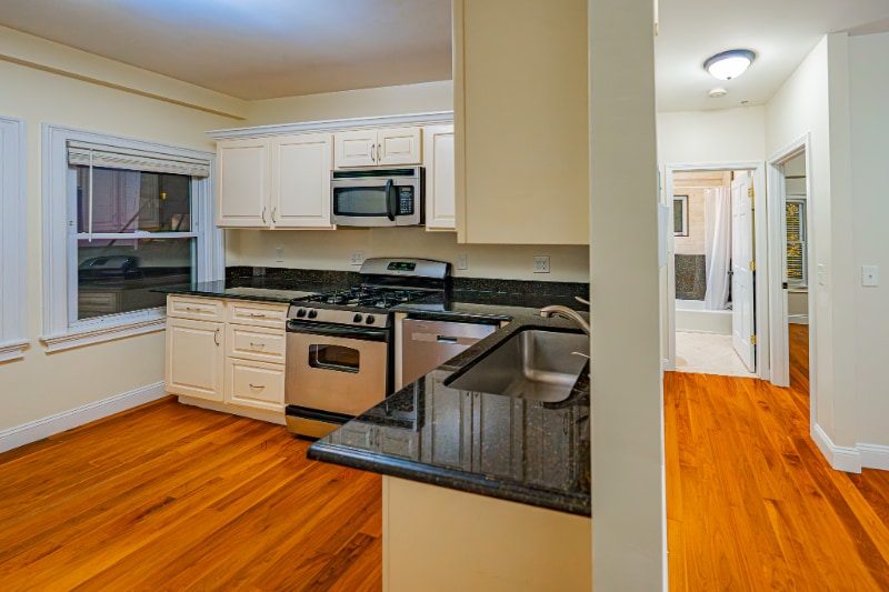 Photo - 290 Broadway (Somerville, MA)