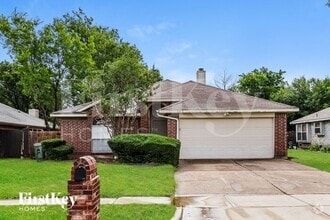 Building Photo - 6317 Brookcrest Dr