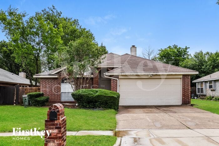 Foto principal - 6317 Brookcrest Dr
