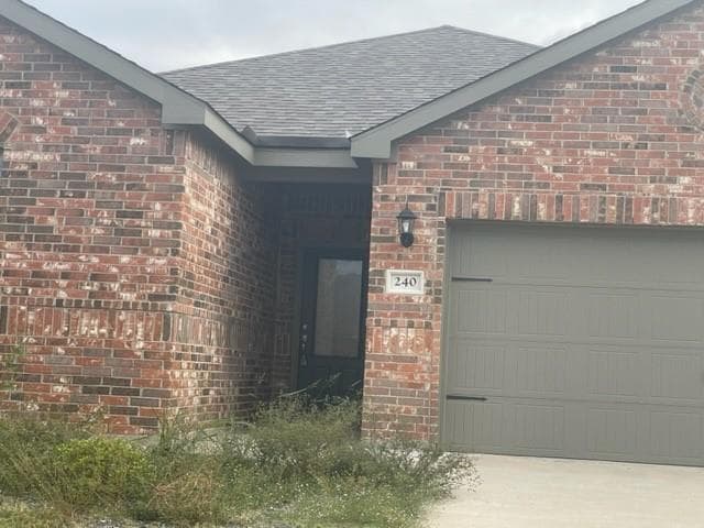 Building Photo - 240 Elam Dr