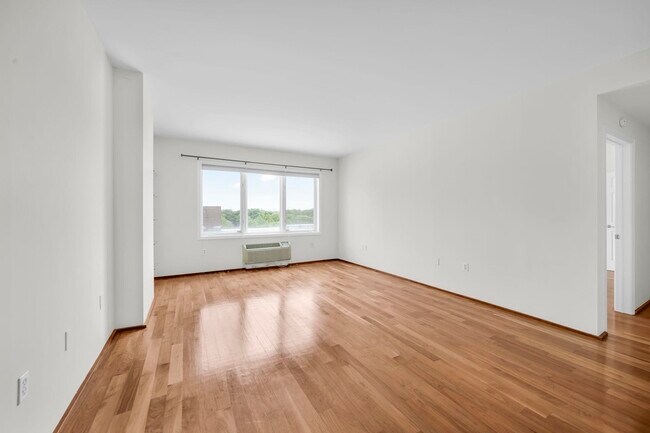 Foto del edificio - 2110 City Pl