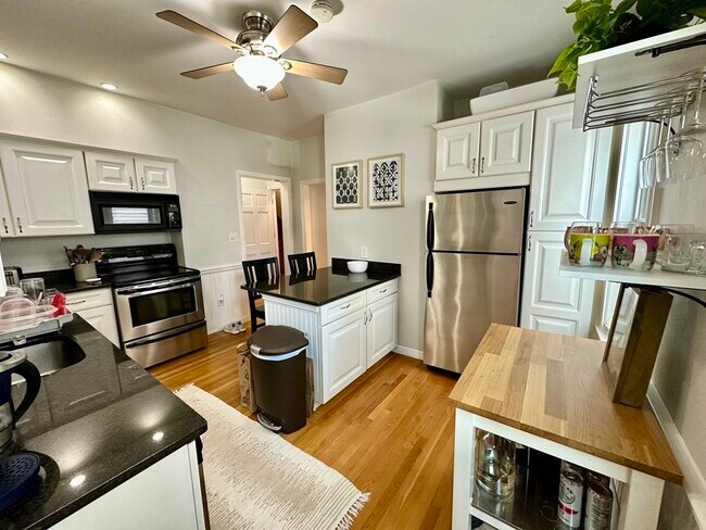 Foto del edificio - 430 E 6th St