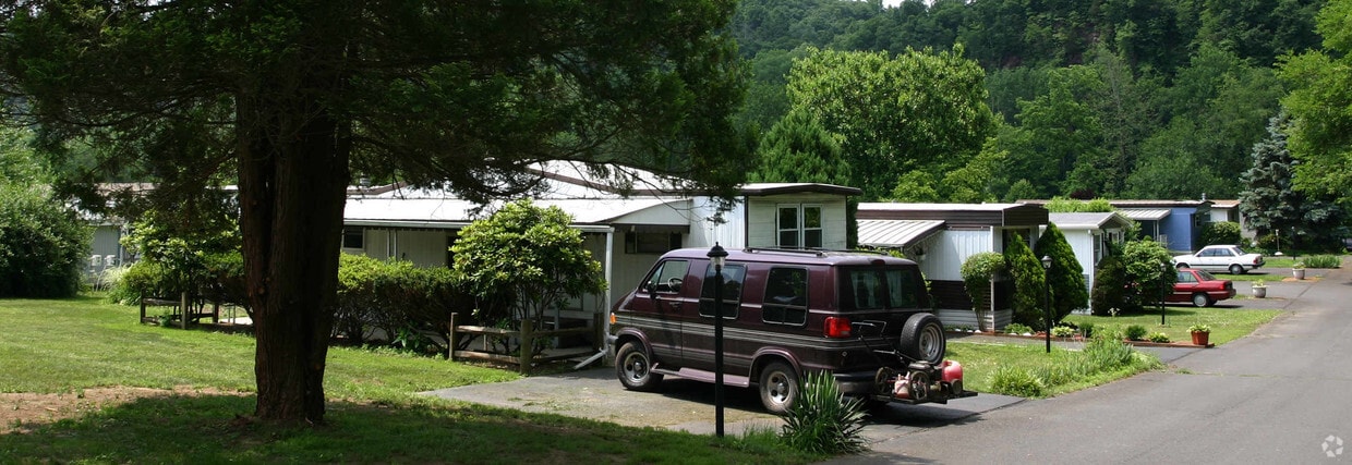 Primary Photo - Red Cliff Village Mobile Home Park